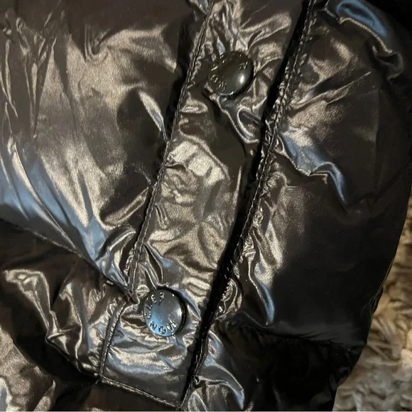 NWOT Moncler Bulgarie Black Pure Goose Down Coat. Size 1-Small. Unisex